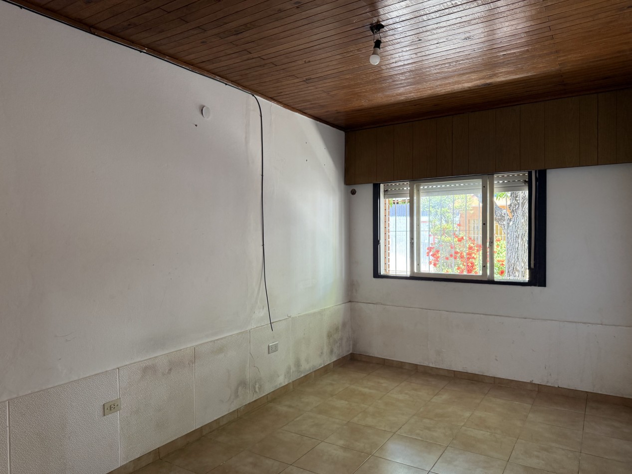 Casa en venta o permuta Buenos Aires 1364 