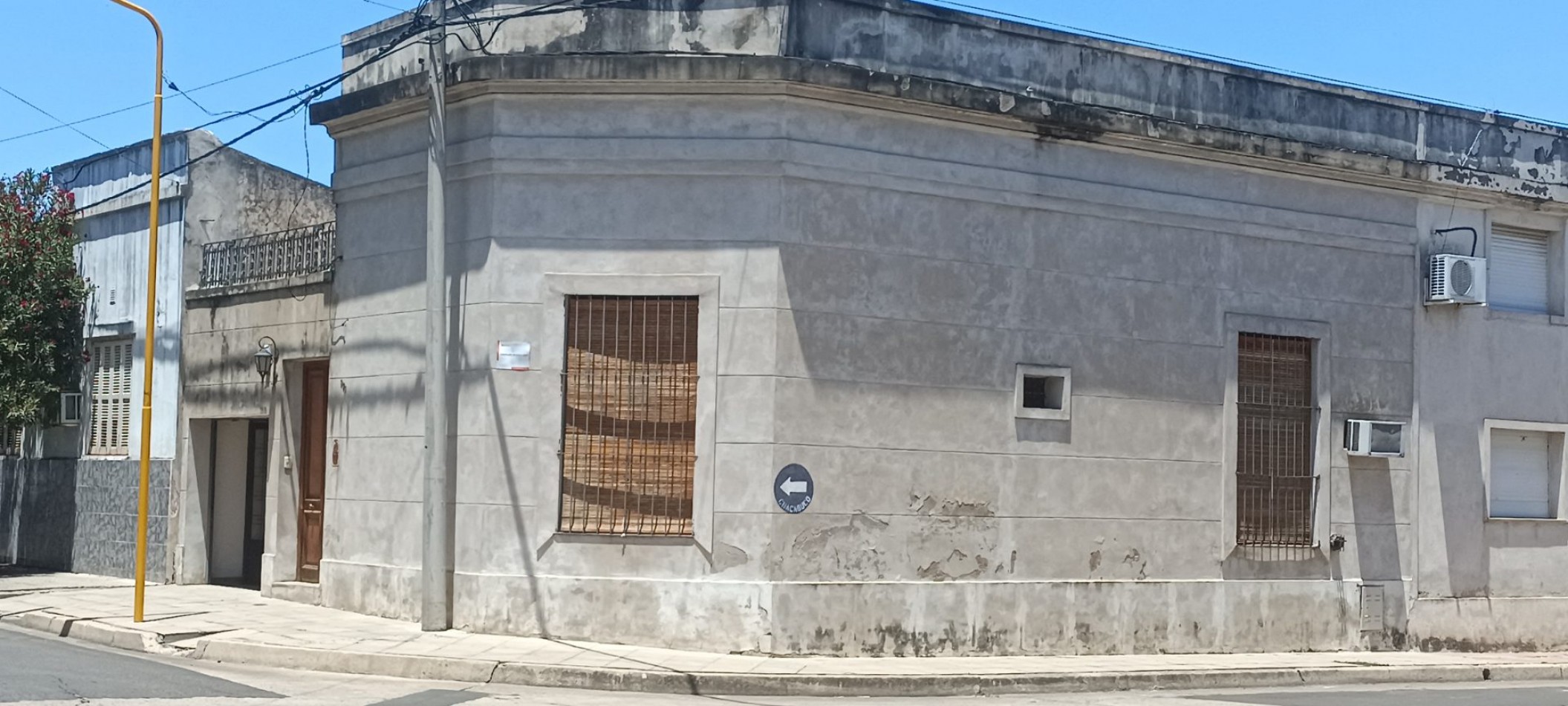 Casa en Venta Doello Jurado 991 y Chacabuco