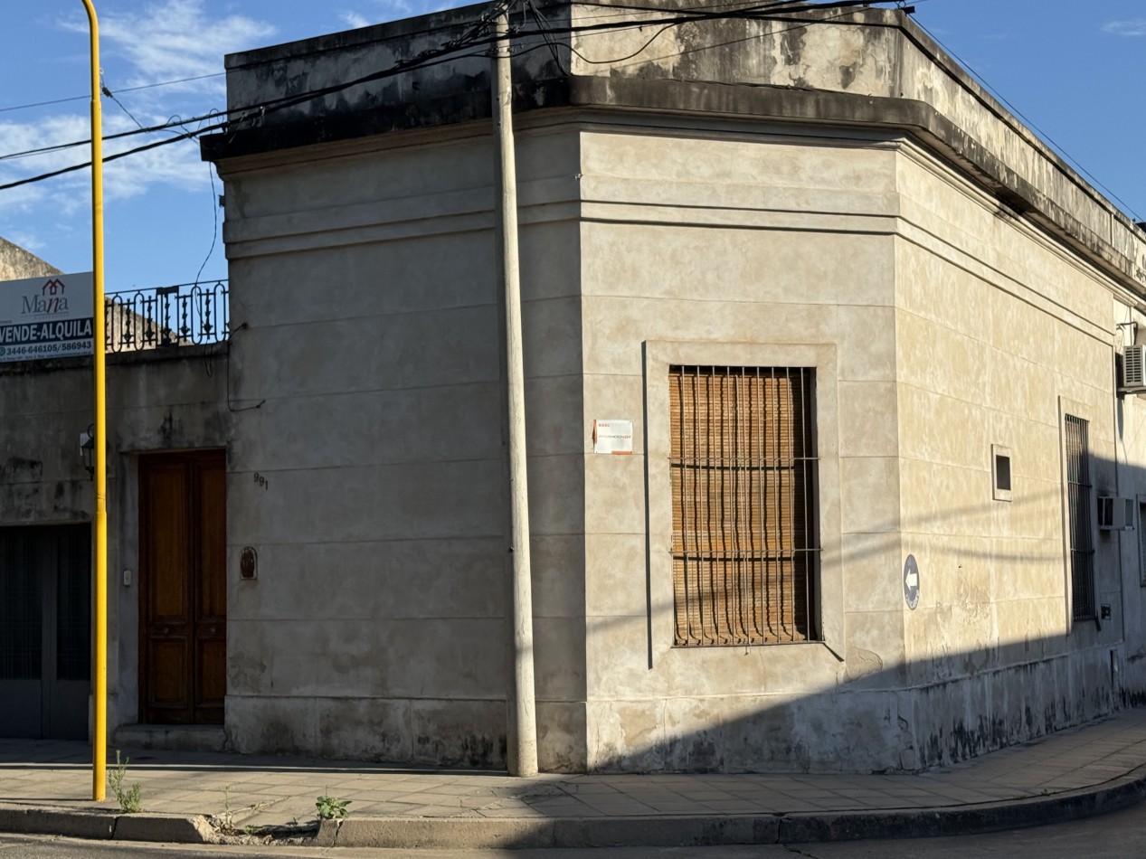 Casa en Venta Doello Jurado 991 y Chacabuco