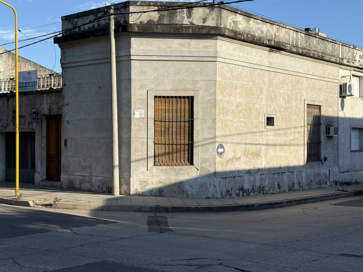 Casa en Venta Doello Jurado 991 y Chacabuco