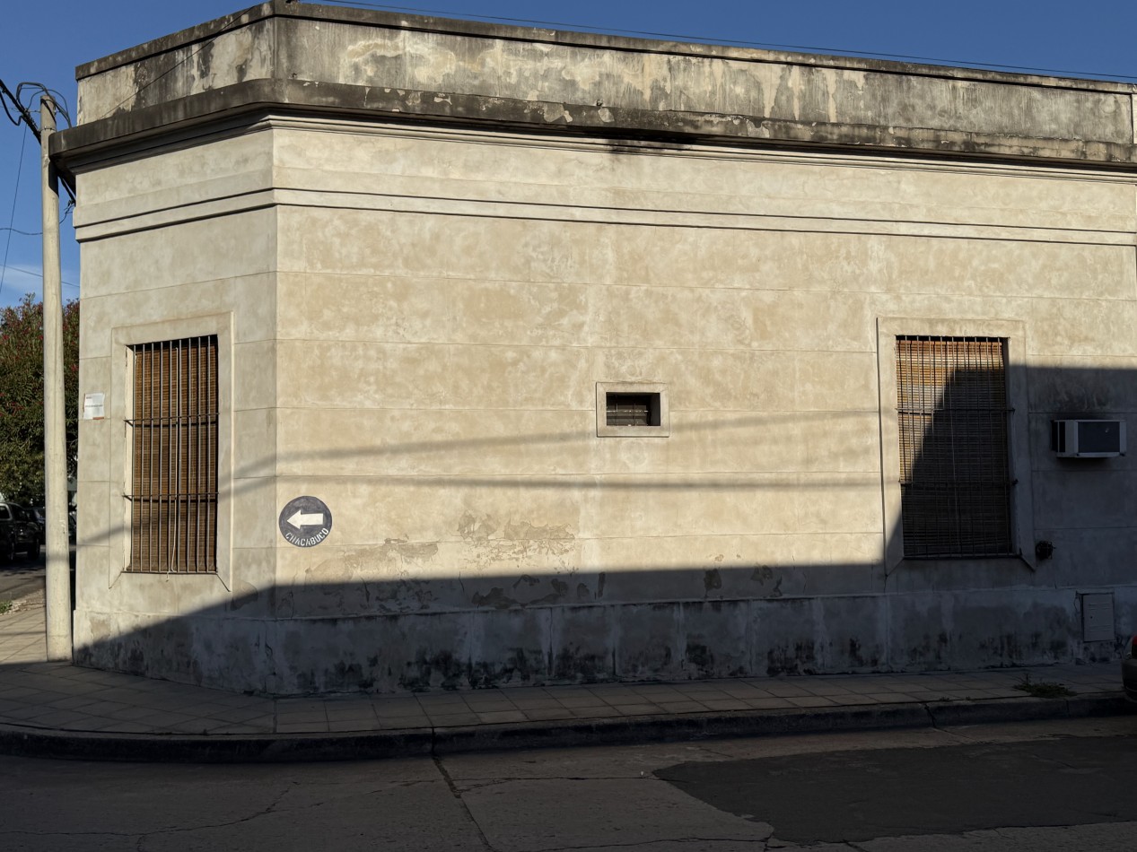 Casa en Venta Doello Jurado 991 y Chacabuco