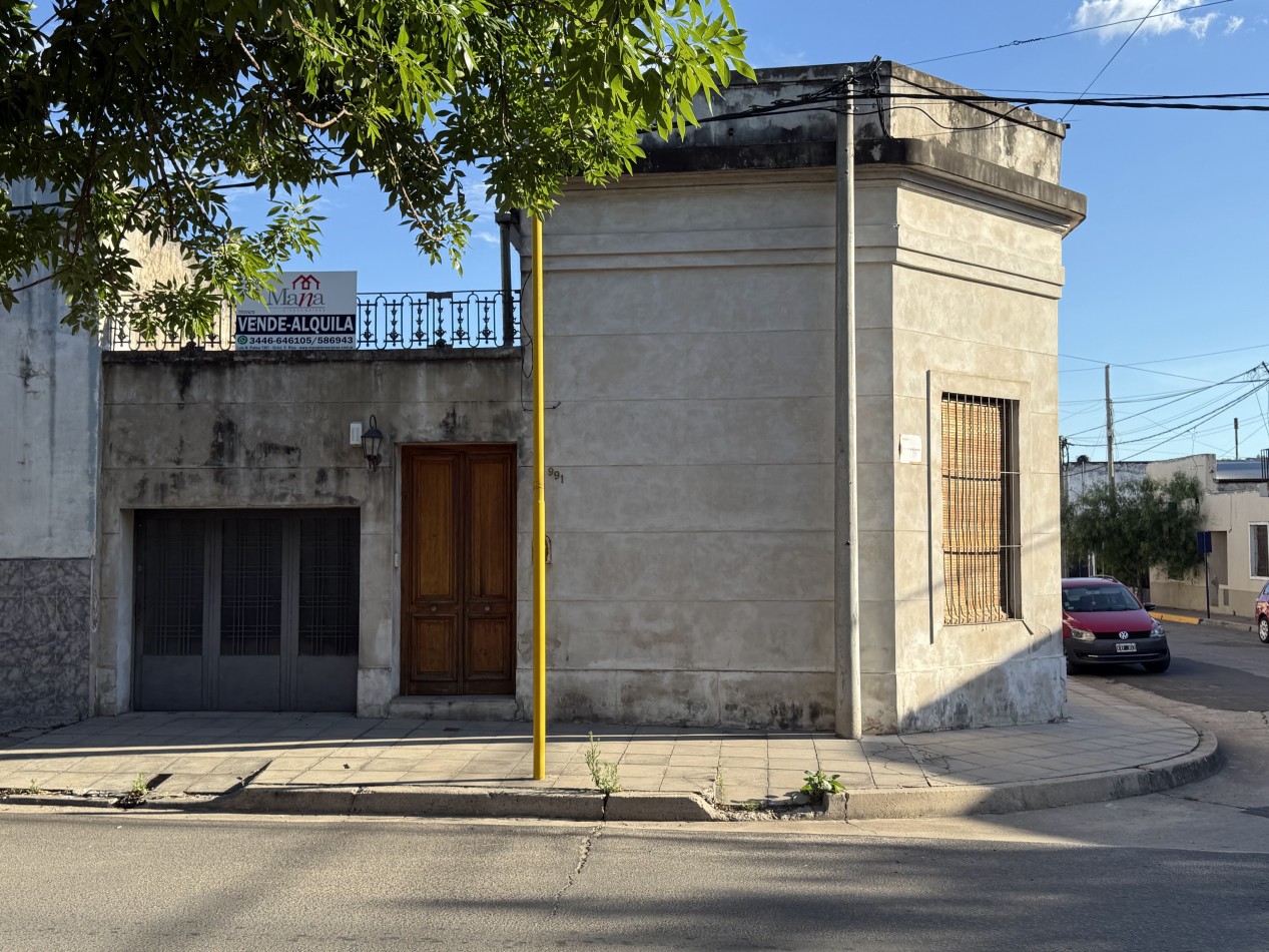 Casa en Venta Doello Jurado 991 y Chacabuco