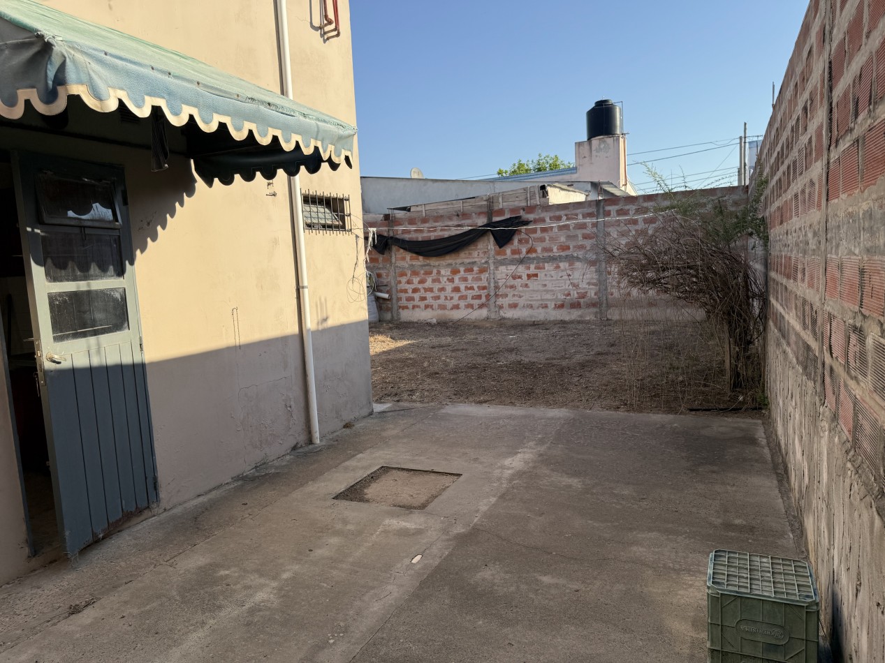 Casa en venta Francisco Solano Lopez 1859