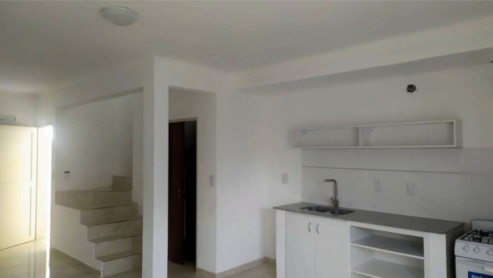Duplex en alquiler 5519 y Franco