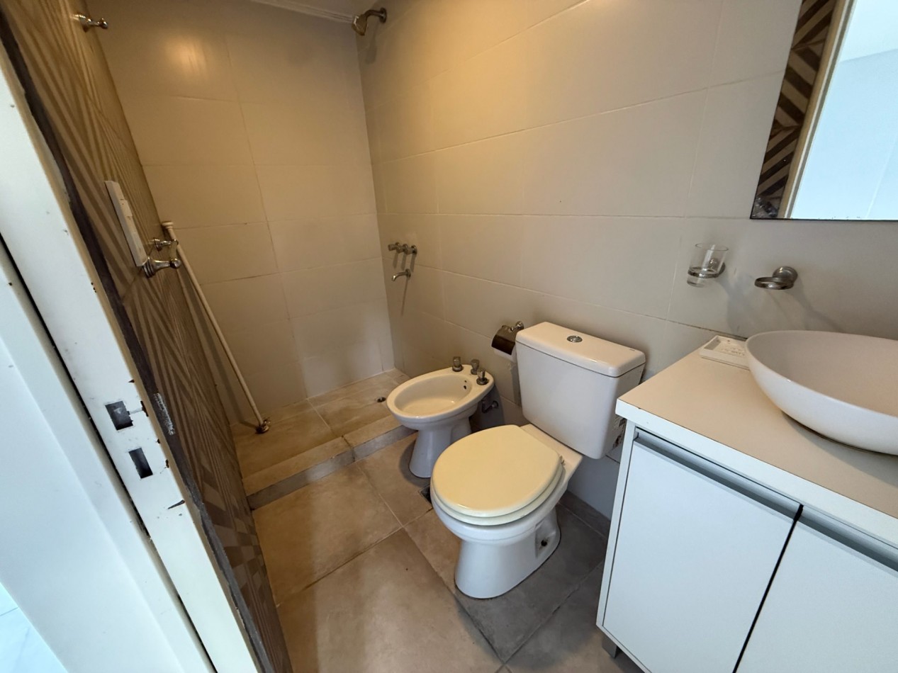 Departamento en alquiler Urquiza 984