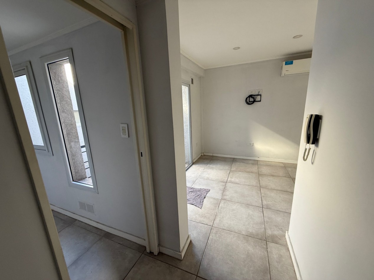 Departamento en alquiler Urquiza 984