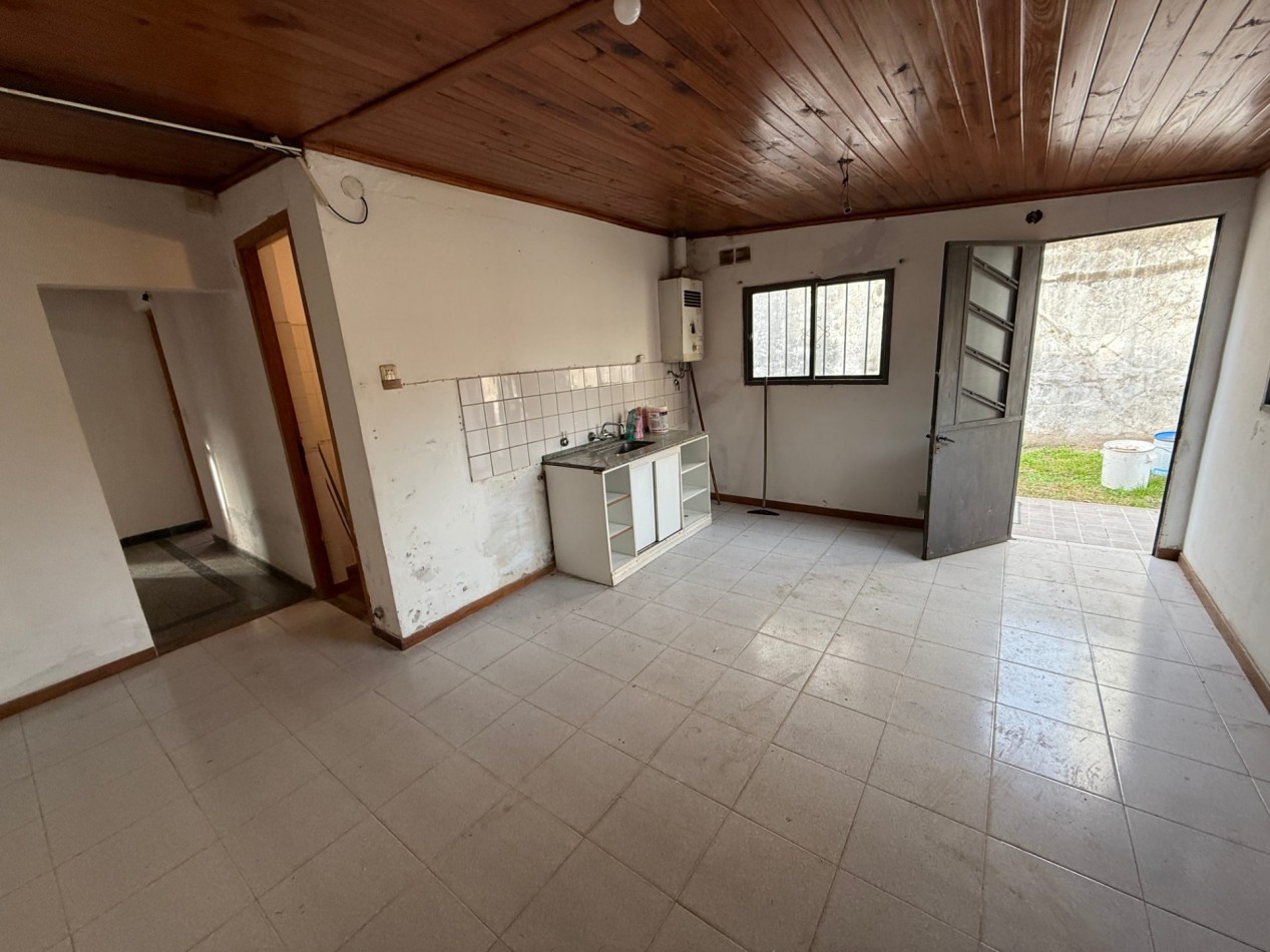 Casa en alquiler Colombo 421