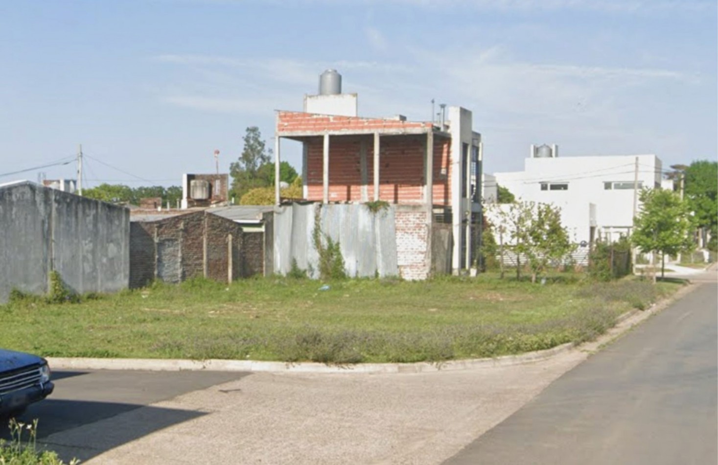 Terreno en venta Cervantes 835