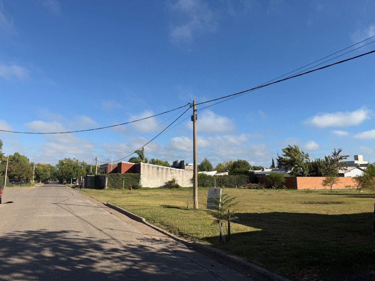 Terreno en venta Francisco Ramirez casi Primera Junta