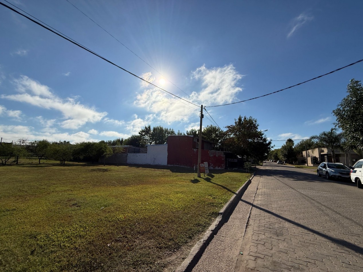 Terreno en venta Francisco Ramirez casi Primera Junta