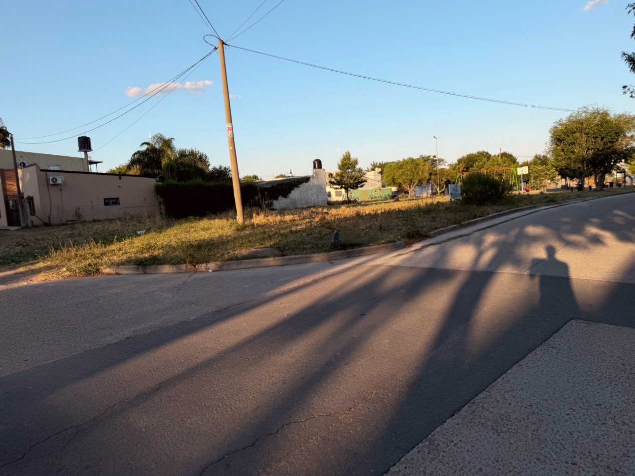 Terreno en venta Alicia Moreau de Justo y J.J. Franco