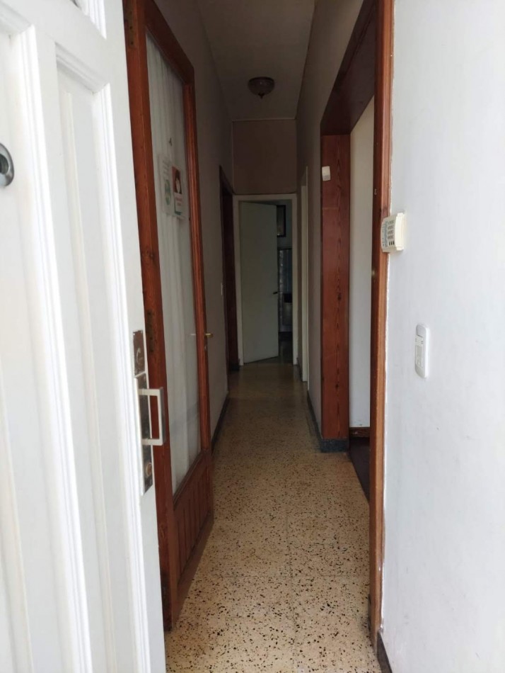 Casa en alquiler 3 de Febrero 218