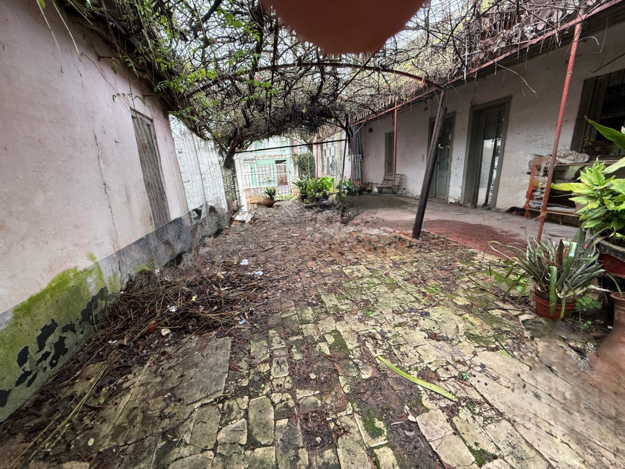 Propiedad de 27 metros de frente en venta Schachtel 168