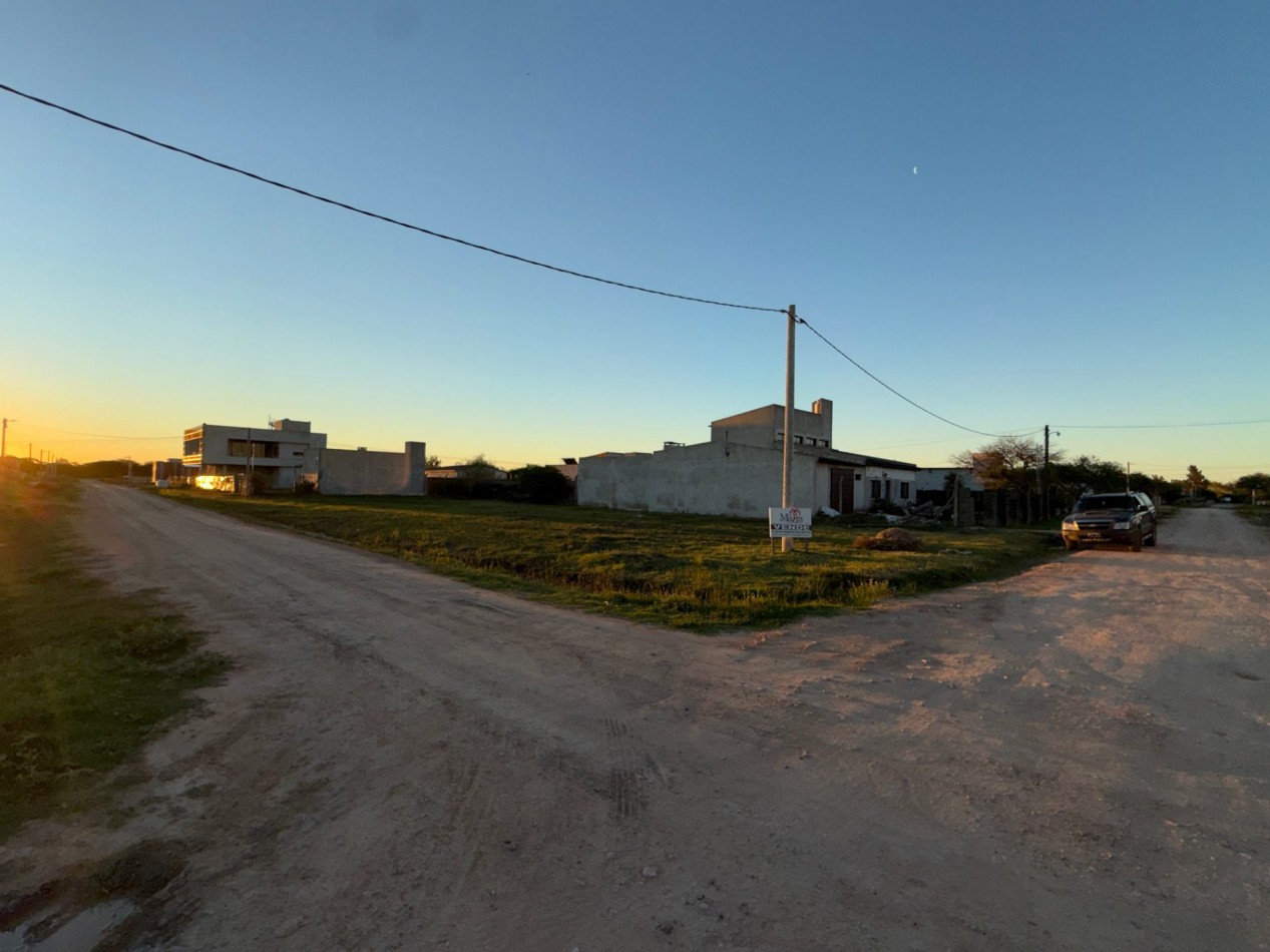 Lote en venta Irazusta y Galarza