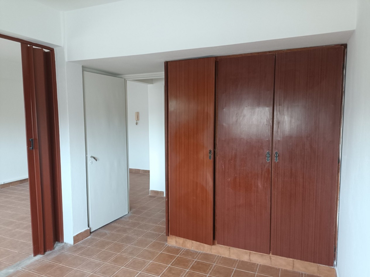 Departamento en venta Guerra 94