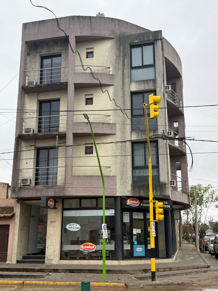 Departamento en alquiler Artigas 1854 1° UF2