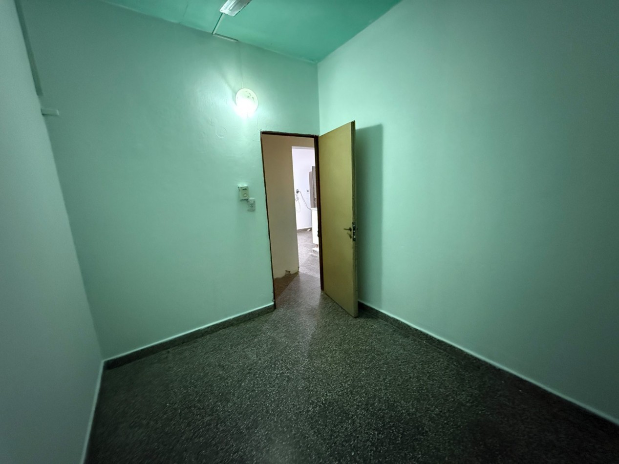 DEPARTAMENTO/CASA N° 30 - Barrio 338 Viviendas- G. Mendez y Nagera