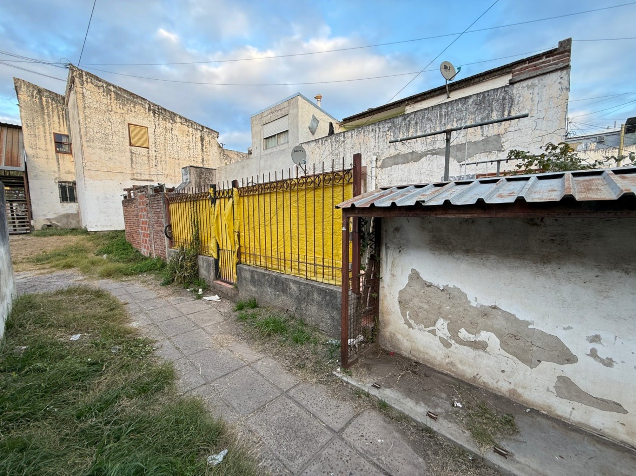 DEPARTAMENTO/CASA N° 30 - Barrio 338 Viviendas- G. Mendez y Nagera