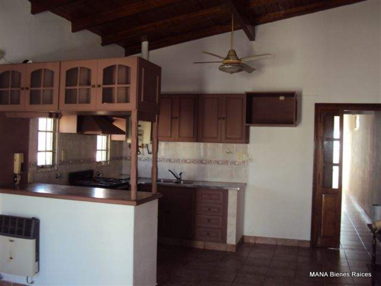 Departamento en alquiler Andrade 1616