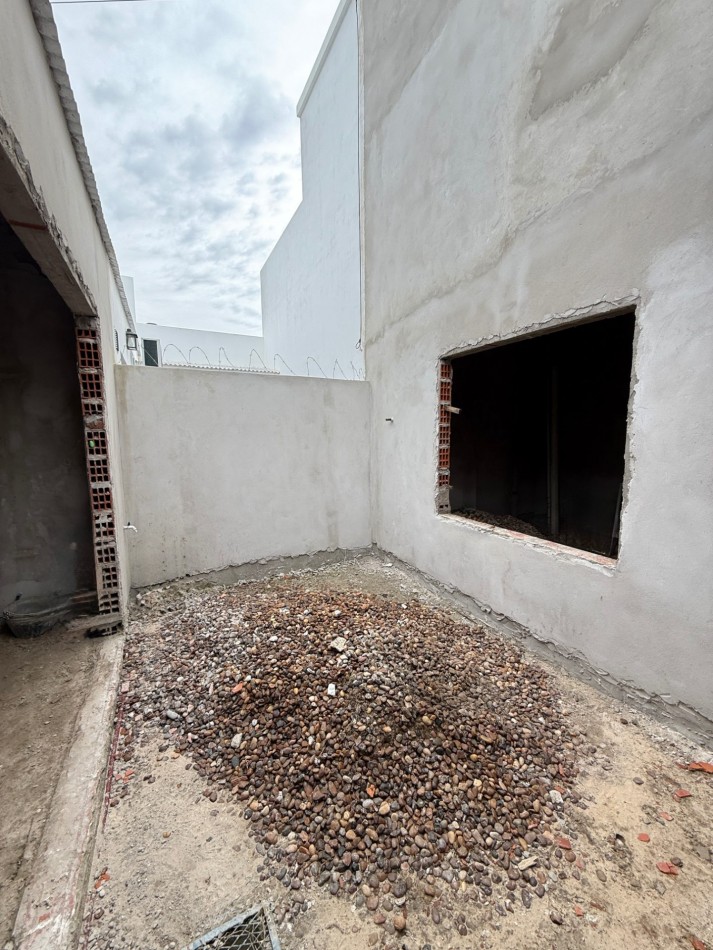 Casa en construccion Cervantes 836