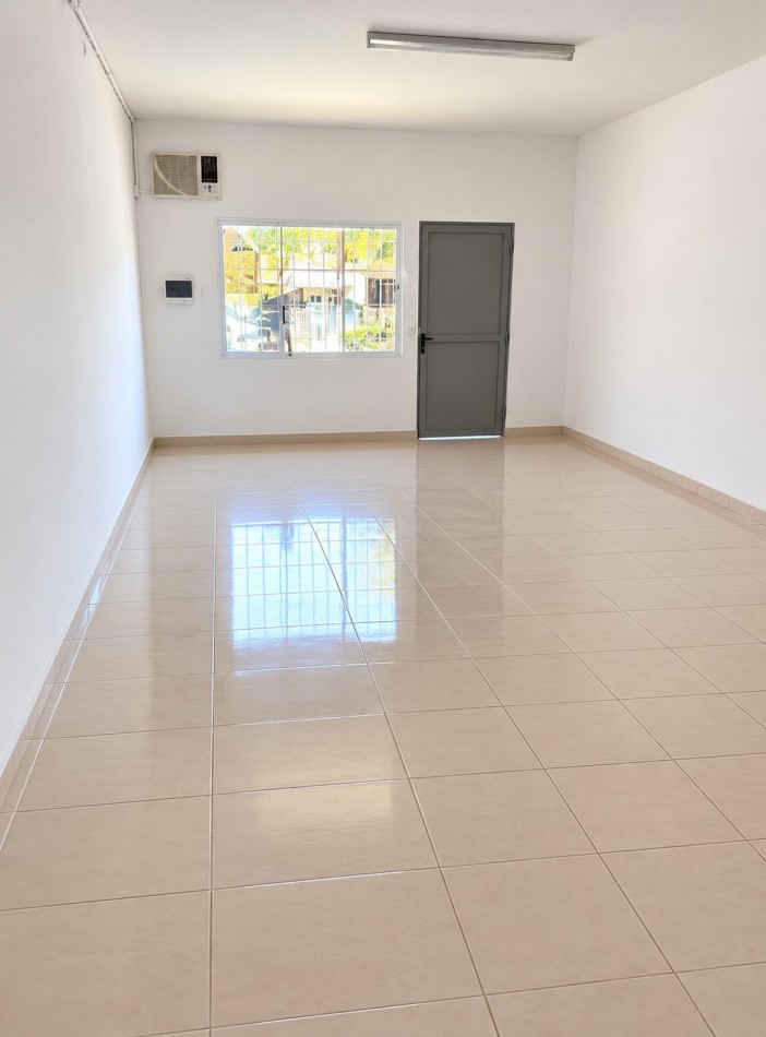 Local en alquiler Magnasco 650