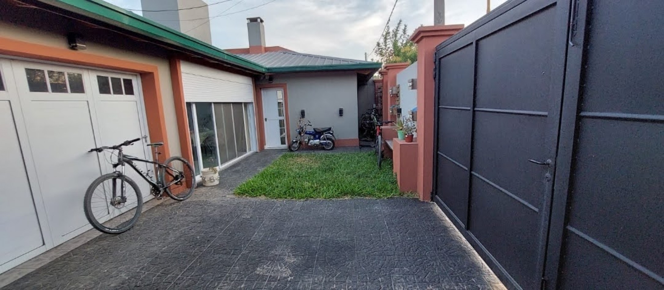 Casa en venta Avellaneda 335