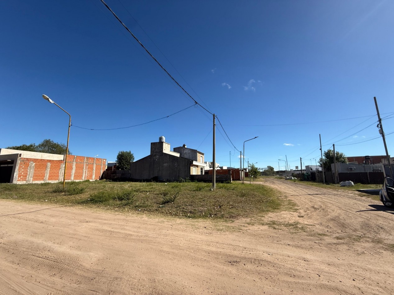 Terreno en venta Quinquela Martin y Dominguez