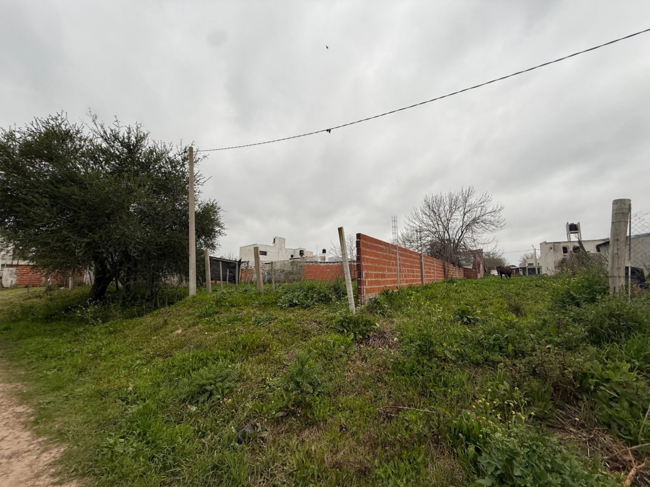 Terreno en venta Federacion 1521 y 1523 entre Alsina y Cordoba