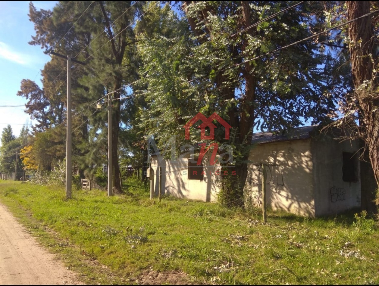 Lote en venta Urdinarrain y Sola