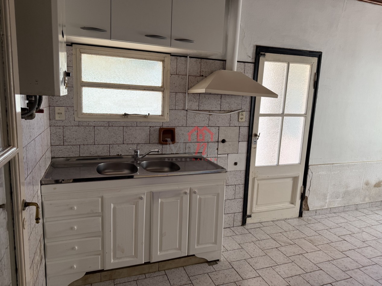 Casa en venta Buenos Aires 1364