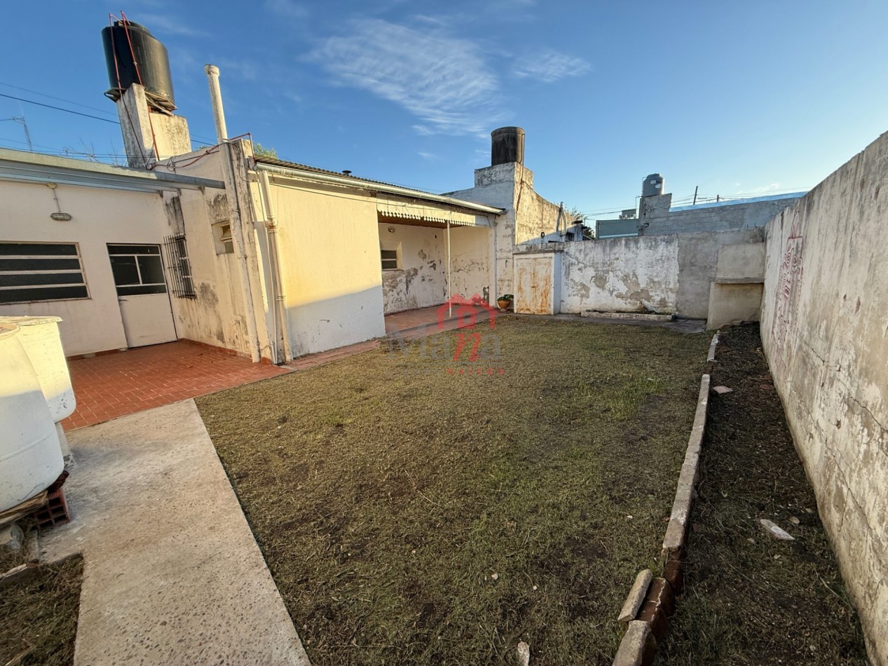 Casa en venta Buenos Aires 1364