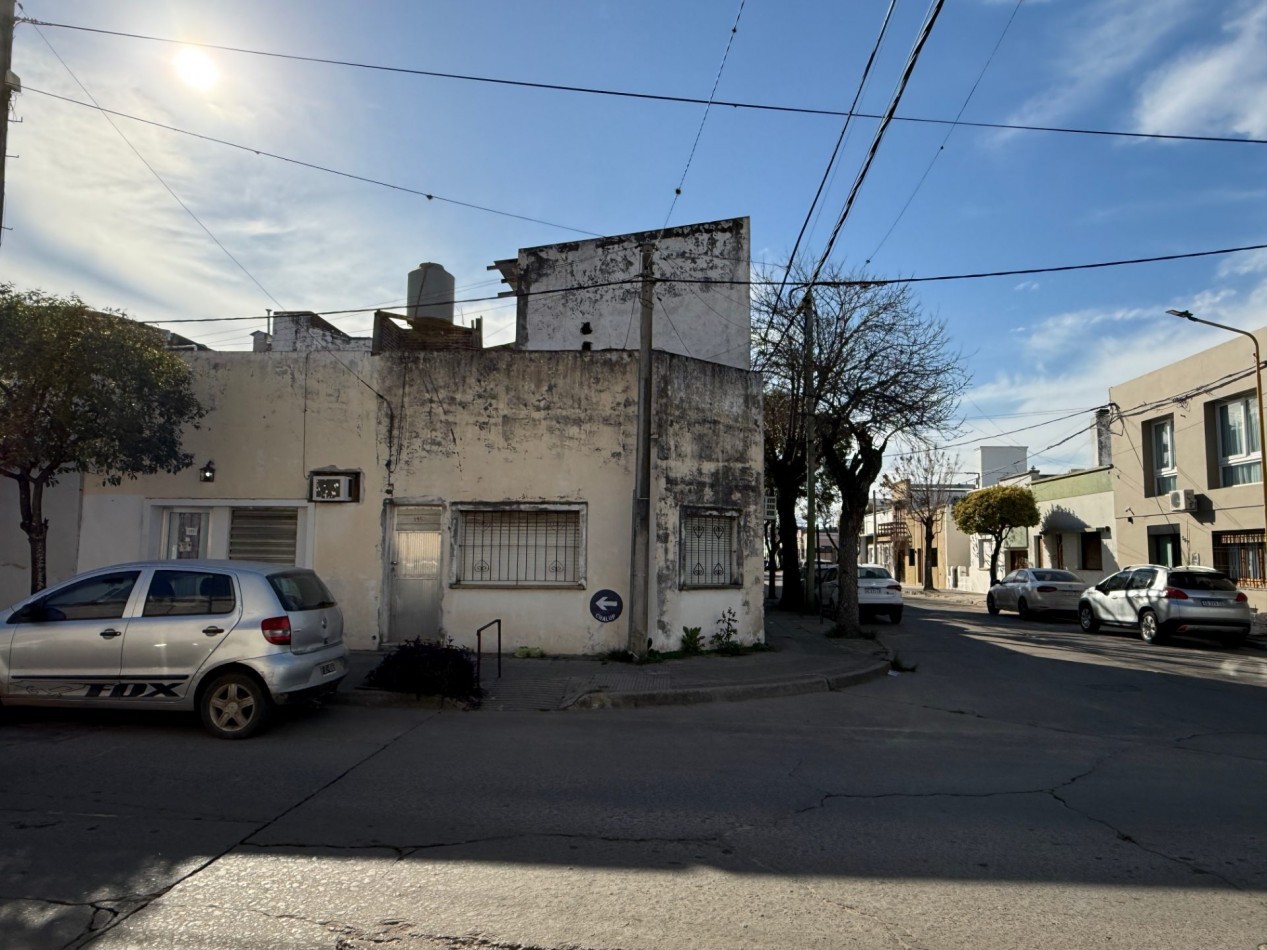 Local en venta Andrade 586