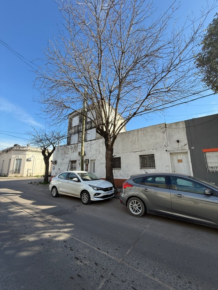 Local en venta Andrade 586