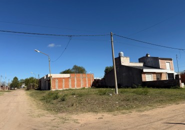 Terreno en venta Quinquela Martin y Dominguez