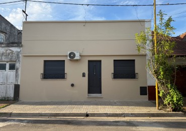 Casa en venta Doello Jurado 980